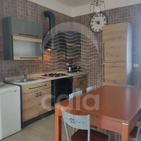 Giuliangela - A 400 M By Cala Salento